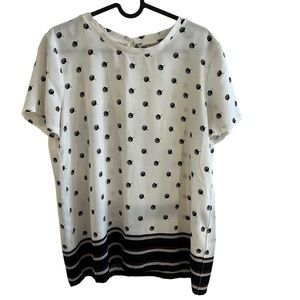 2/$15 Ann Taylor LOFT Outlet Women White Short Sleeve Blouse Medium printed